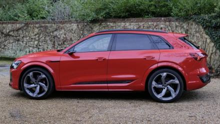 Audi Q8 E-tron Estate 250kW 50 Quattro 95kWh Sport 5dr Auto [Tech Pack]