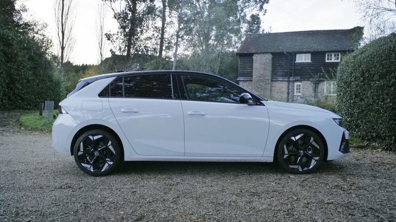 3409750 1.6 Plug-in Hybrid GSe 5dr Auto [Pan roof]