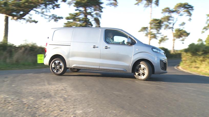 3432423 3100 100kW Elite 75kWh H1 Van Auto