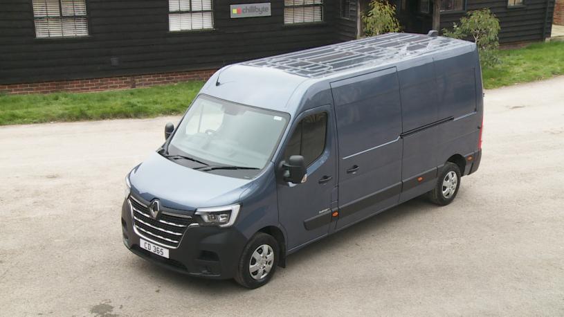 3394209 SL28 Blue dCi 135 Advance Low Roof Van