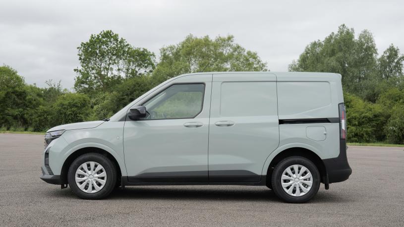 3428705 1.0 EcoBoost 125ps Trend Van