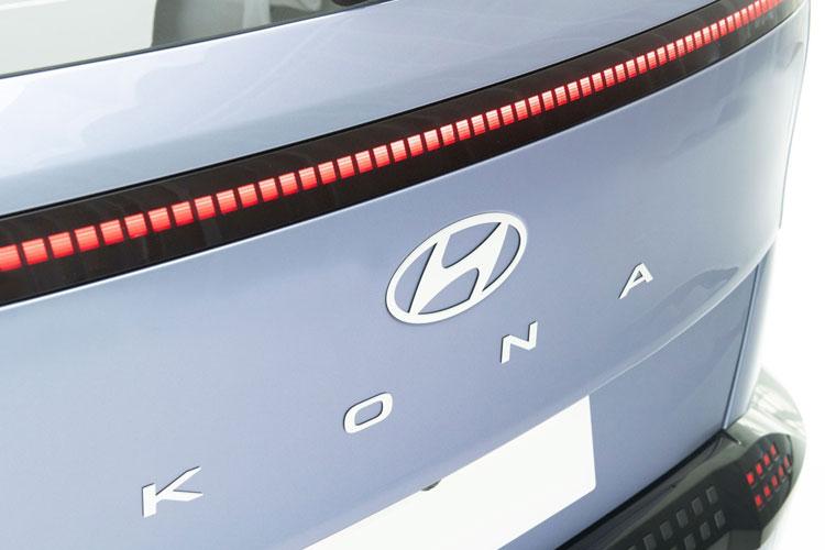 3471106 160kW Advance 65kWh 5dr Auto