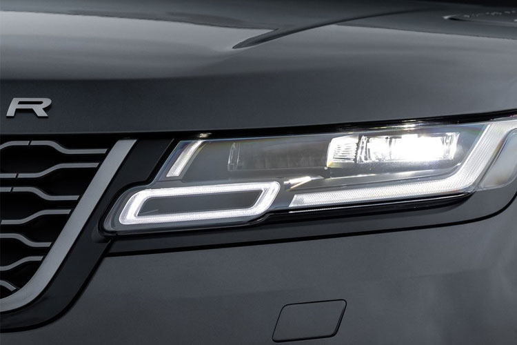 3412585 3.0 P400 MHEV Dynamic SE 5dr Auto