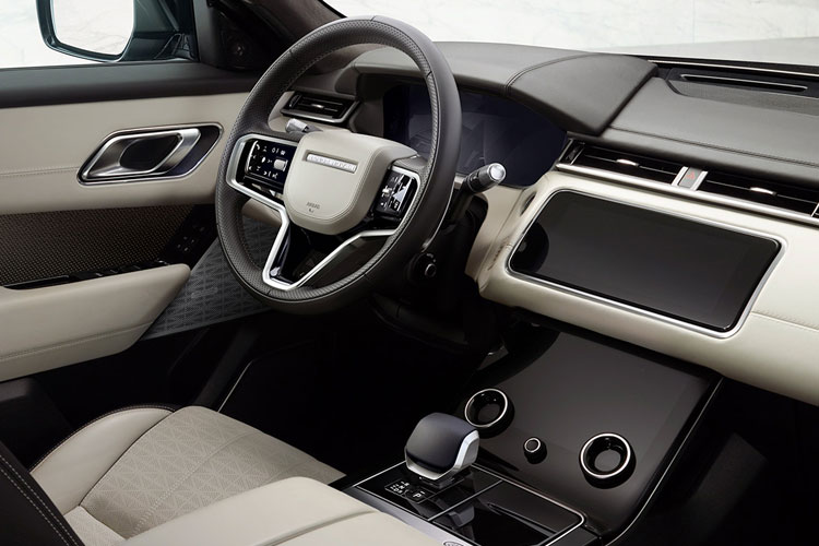 3412585 3.0 P400 MHEV Dynamic SE 5dr Auto