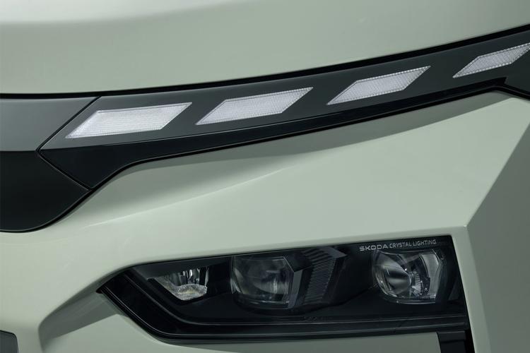 3442354 210kW 85 Edition 82kWh 5dr Auto