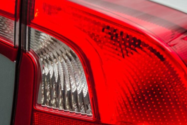 3460069 2.0 B5P Ultimate Dark 4dr AWD Auto