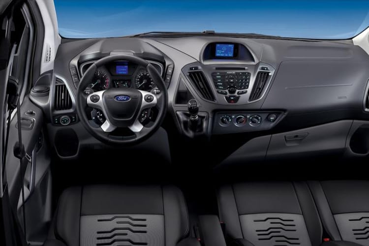 3437122 198kW 68kWh Trend Luton Van Auto