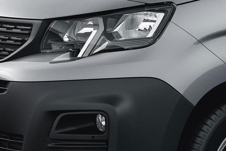 3454218 950 1.5 BlueHDi 130 Asphalt Van EAT8