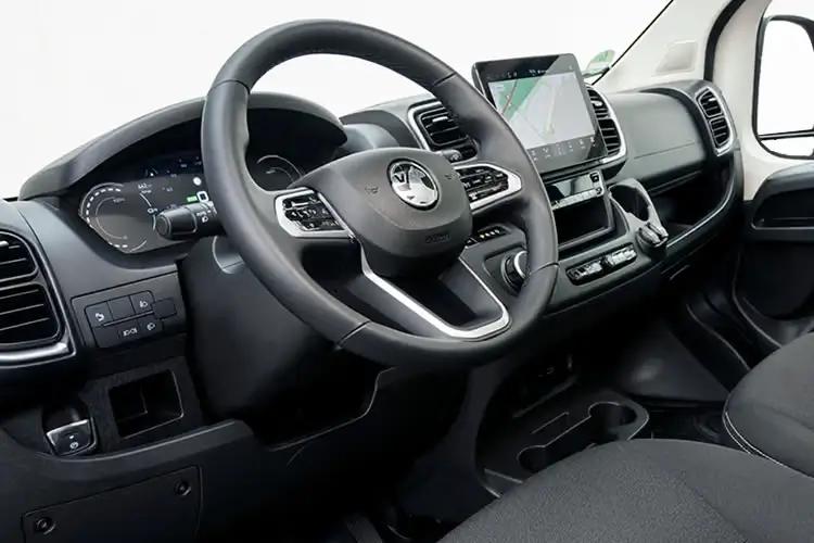 3438306 205kW 110kWh H2 Van Prime Auto [22kW]